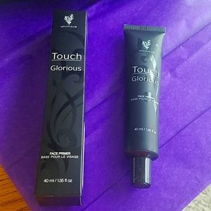 Younique Touch Glorious Face Primer